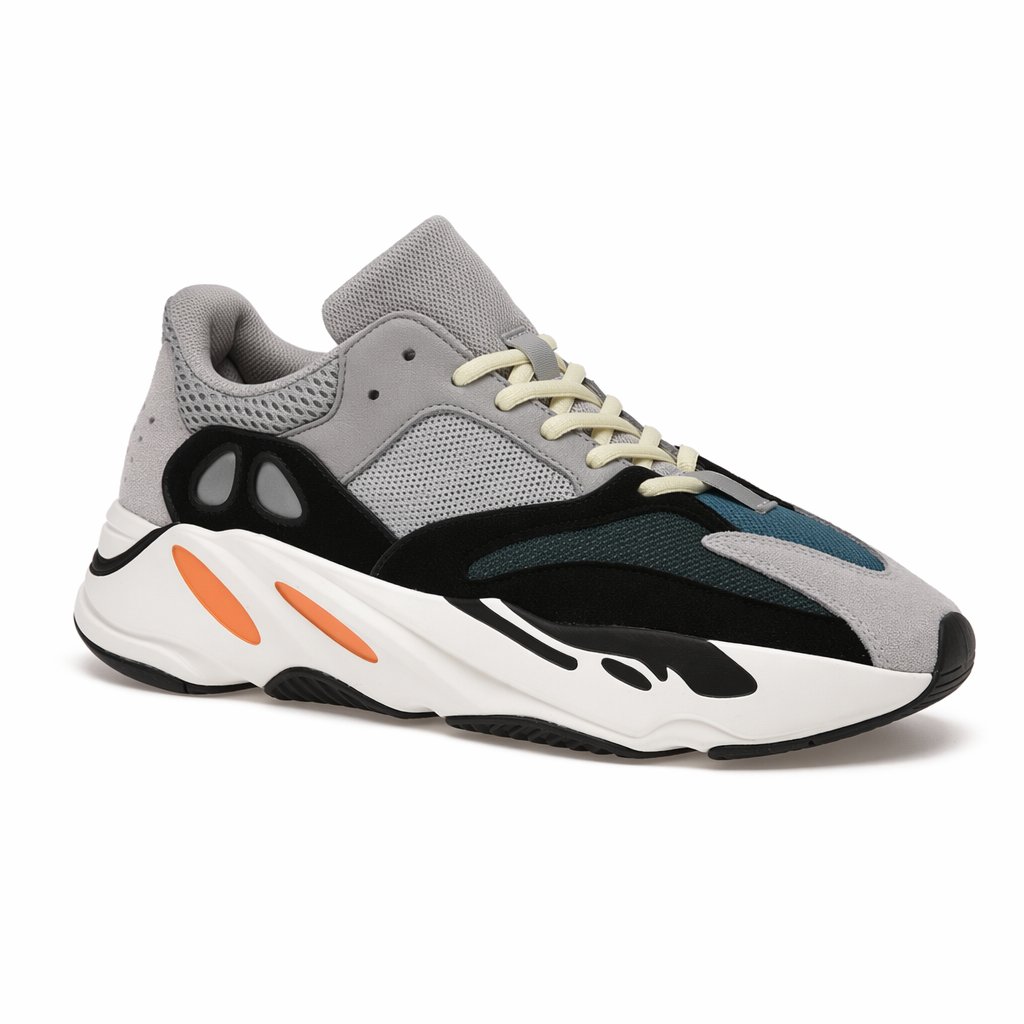 Chunky Retro Runner · Grey/White