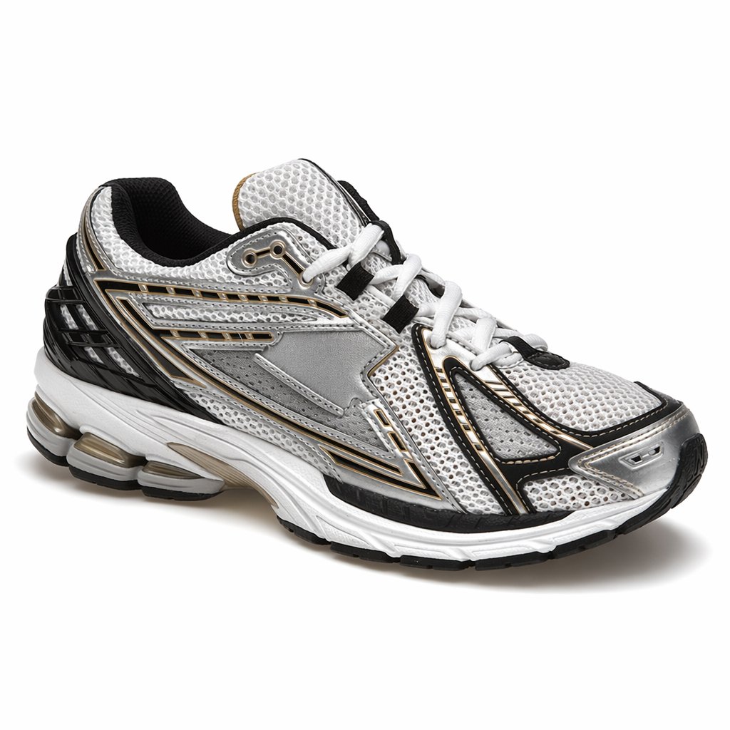 Tech Retro Dad Sneaker · Silver/Gold