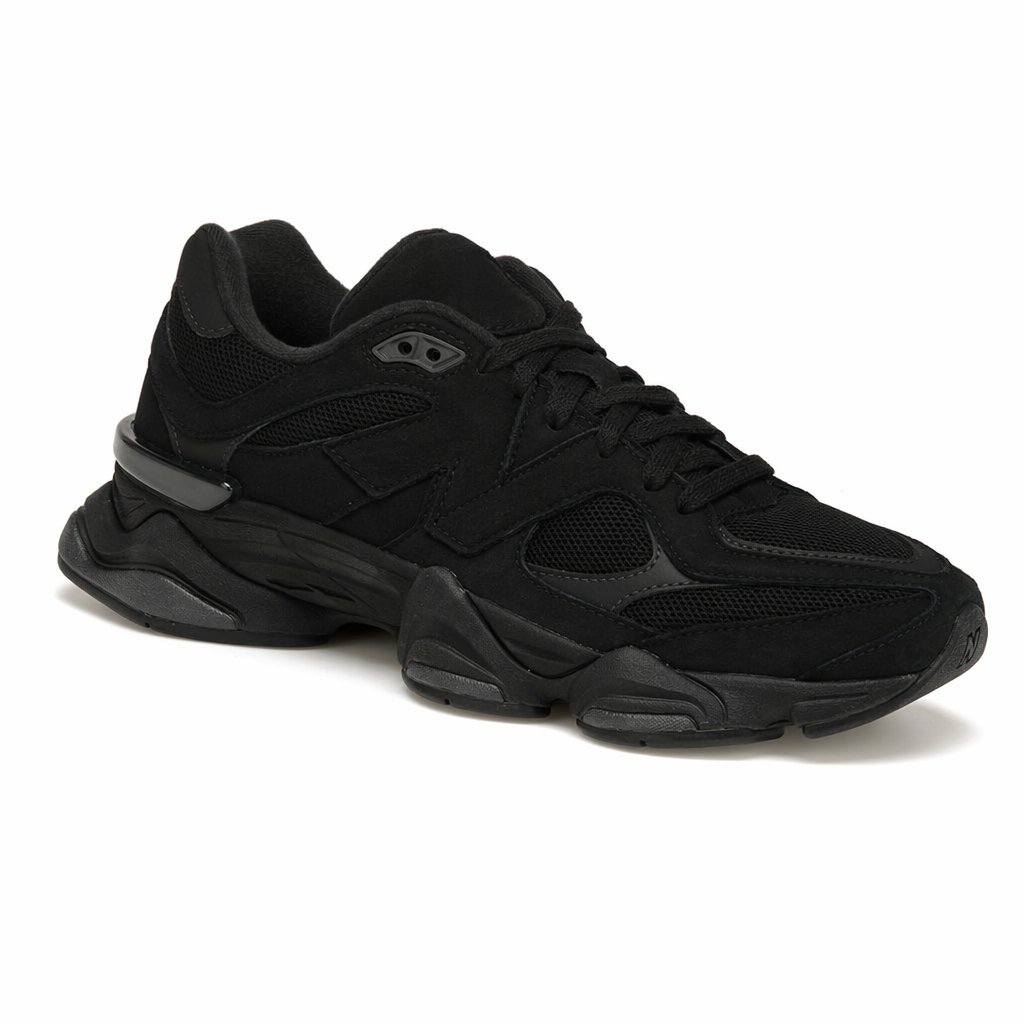 Chunky Retro Dad Sneaker · Black/Cement