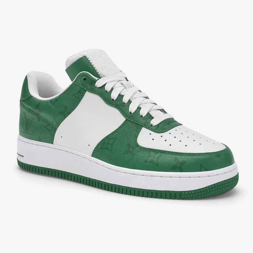 Low-Top Leather Sneaker · White/Green
