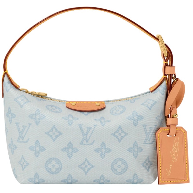Louis Vuitton Pochette Hills